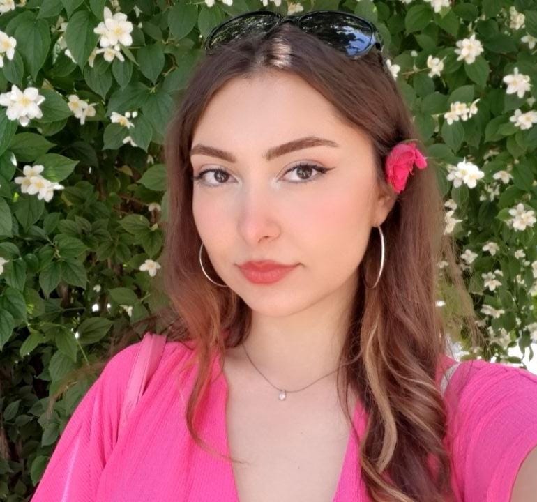 Nisan Bedia Sağdıç