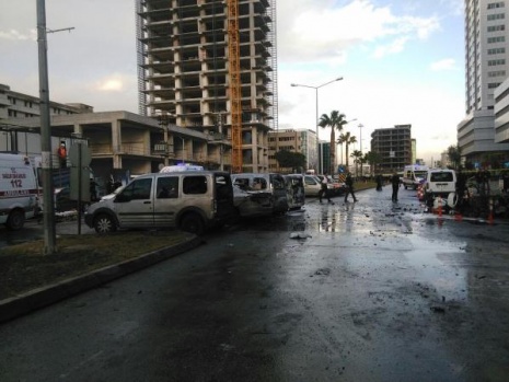 İzmir'de patlama '2 şehit' 5