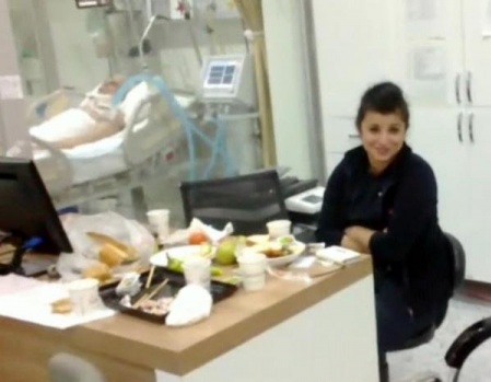 Yoğun bakımda halay çekip göbek attılar 8