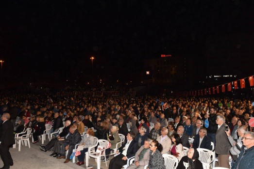 Akşener'in Halk Tv programı, hiç görmediğiniz fotograflar 30