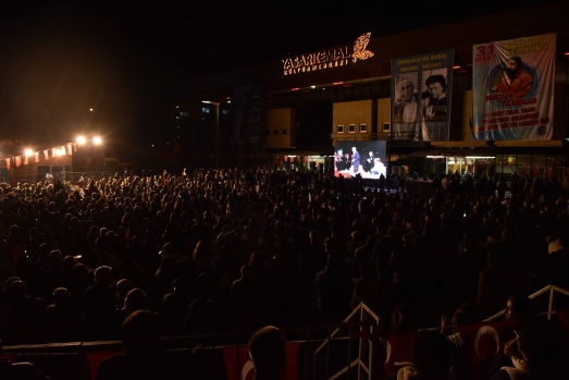 Akşener'in Halk Tv programı, hiç görmediğiniz fotograflar 27