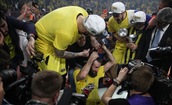 Fenerbahçe Avrupa şapiyonu 17