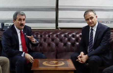 Akşener’le Dumalı’nın ortaya çıkan skandal resminden sonra siyasiler telaşlandı 9