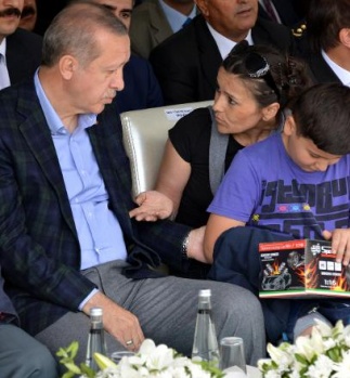 Erdoğan "Sen ne yaptın kızım?" 3