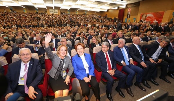 Fotoğraflarla İyi Parti kuruluşu 11