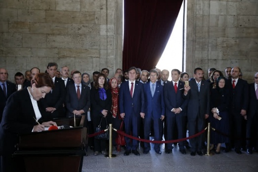 Meral Akşener "Sandalyeler yerine ayakkabılar eskiyecek" 4