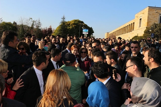 Akşener'e Anıtkabir'de  yoğun ilgi 15