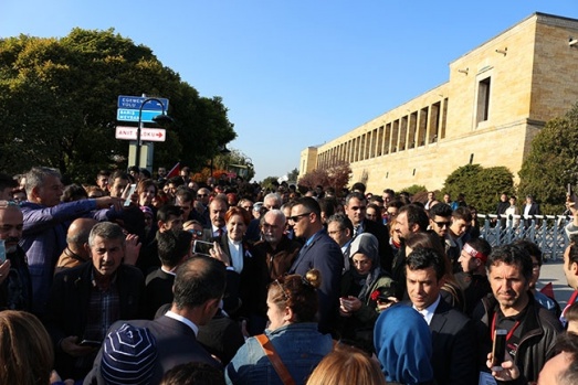 Akşener'e Anıtkabir'de  yoğun ilgi 9