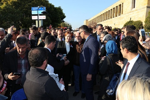Akşener'e Anıtkabir'de  yoğun ilgi 7