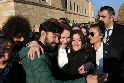 Akşener'e Anıtkabir'de  yoğun ilgi 6