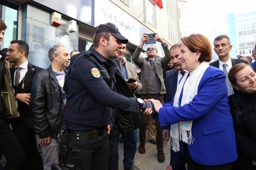 İYİ Parti Genel Başkanı Akşener, Artvin'de 4