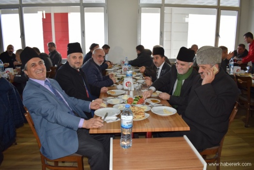 İstanbullu servisçiler belki Afrin’e gitmedi ama... 42