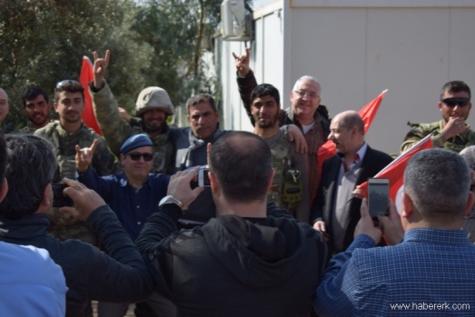 İstanbullu servisçiler belki Afrin’e gitmedi ama... 60