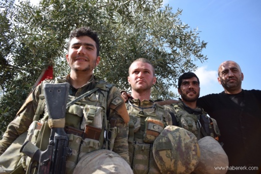 İstanbullu servisçiler belki Afrin’e gitmedi ama... 77