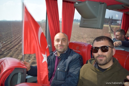 İstanbullu servisçiler belki Afrin’e gitmedi ama... 123