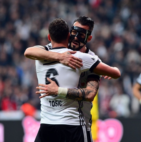 Beşiktaş: 5 - Göztepe: 1 (Maç sonucu) 13