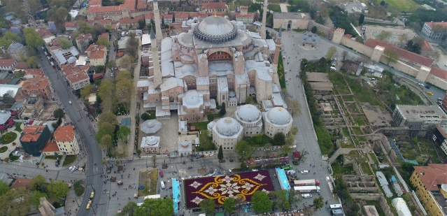 Dünyanın en büyük lale halısı 8