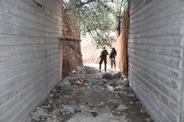 Afrin'de 1000 terörist kapasiteli dev yer altı karargahı 4