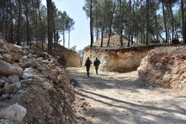 Afrin'de 1000 terörist kapasiteli dev yer altı karargahı 2