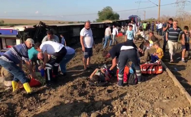Tekirdağ’da tren faciası: 10 ölü, 73 yaralı 8