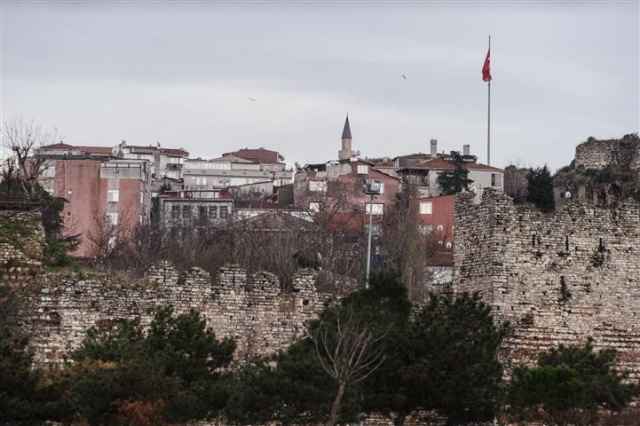 Surların üzerine gecekondu 20