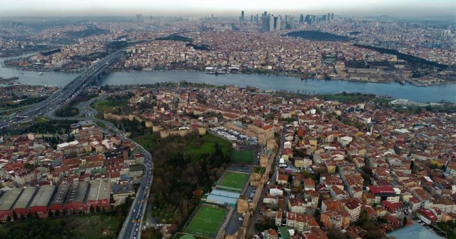 Surların üzerine gecekondu 8