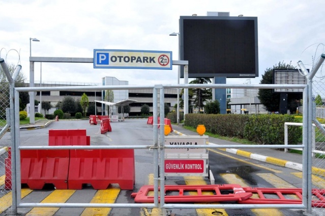 Atatürk Havalimanı otoparkında unutulan araçlar 7