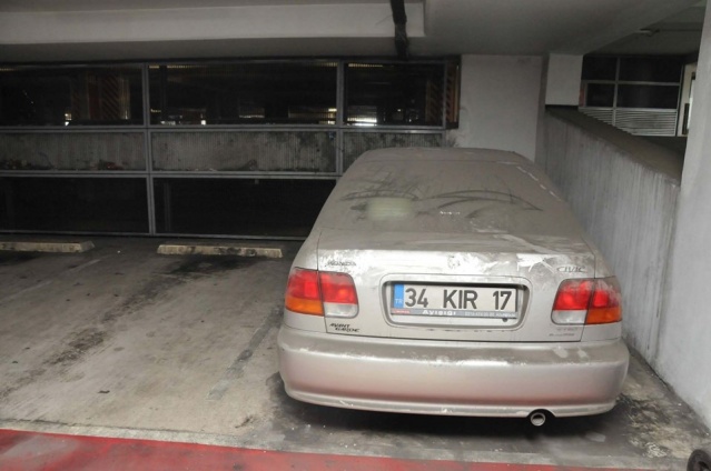 Atatürk Havalimanı otoparkında unutulan araçlar 20