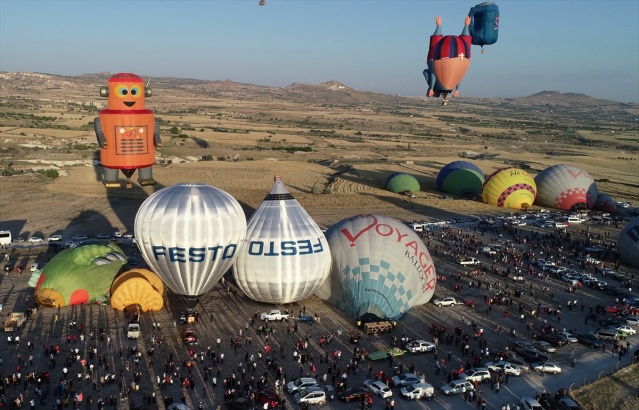 Festival balonları son kez uçtu 10