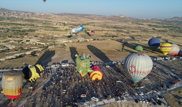 Festival balonları son kez uçtu 27