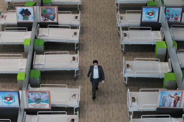 Dev alışveriş merkezi hastaneye dönüştürüldü 12