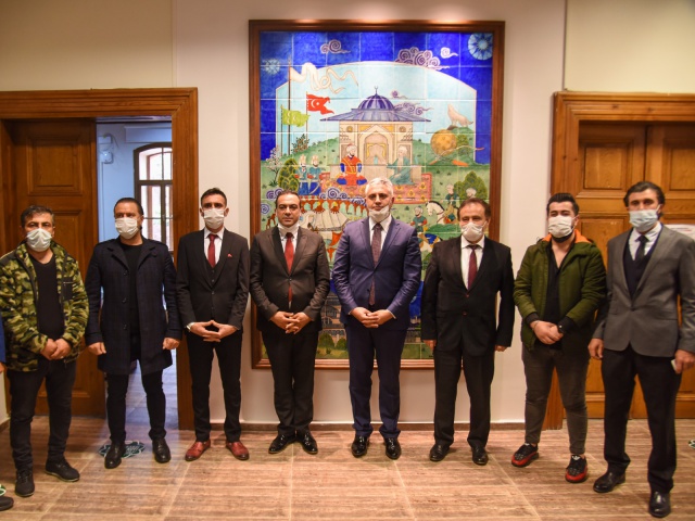 CHP’li Belediye Başkanı ile AKP’li Osmanlı Ocakları Başkanı omuz omuza 5