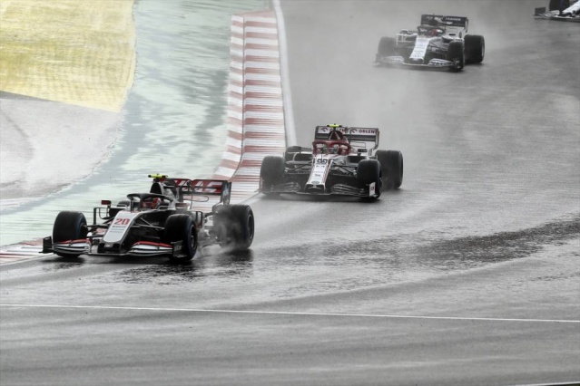 Formula1 yarışlarının 14. etabı "Formula 1 DHL Turkish Grand Prix 2020", dokuz yıl aradan sonra İstanbul Park'ta efsane görüntüler 12