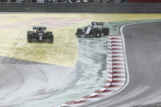 Formula1 yarışlarının 14. etabı "Formula 1 DHL Turkish Grand Prix 2020", dokuz yıl aradan sonra İstanbul Park'ta efsane görüntüler 14