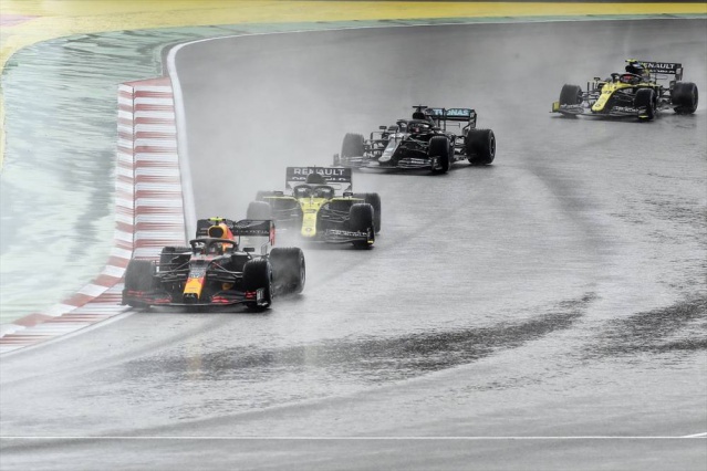 Formula1 yarışlarının 14. etabı "Formula 1 DHL Turkish Grand Prix 2020", dokuz yıl aradan sonra İstanbul Park'ta efsane görüntüler 8