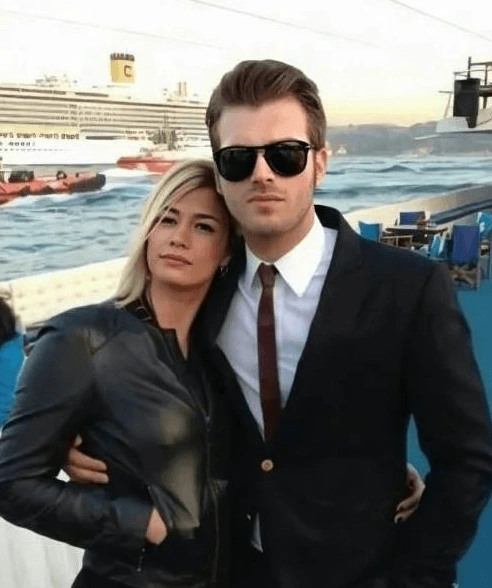 Kıvanç Tatlıtuğ'un kız kardeşini görenler gözlerine inanamadı 5
