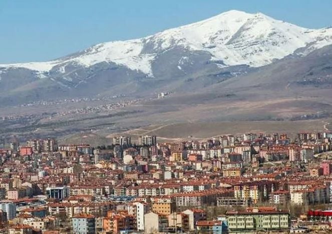 Altından fay hattı geçen il ve ilçeler açıklandı 41