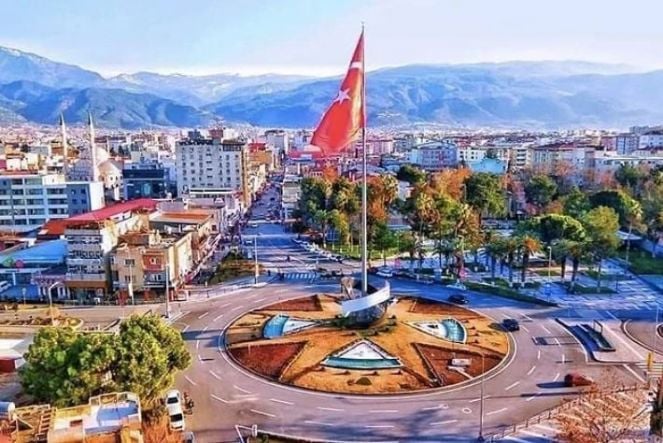 Altından fay hattı geçen il ve ilçeler açıklandı 42