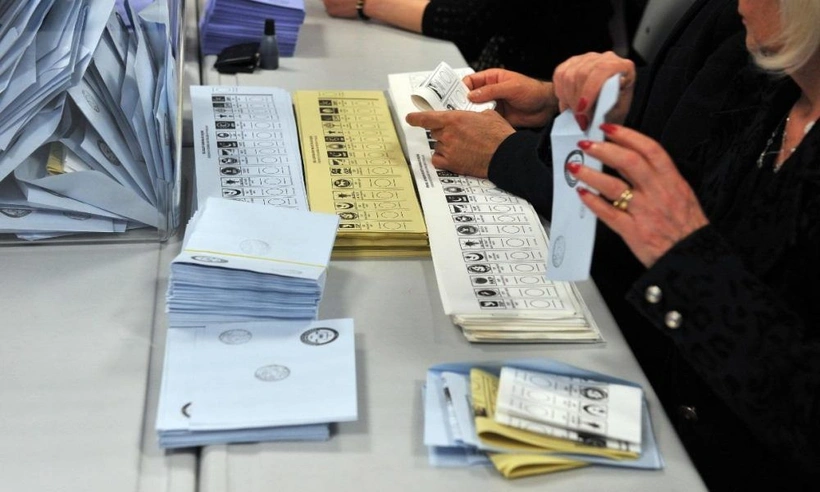 2023 yılında yapılan son anketler kimi işaret ediyor? İşte bu Pazar seçim olsa oy oranları 12