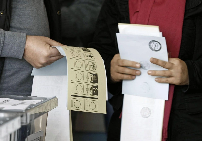 2023 yılında yapılan son anketler kimi işaret ediyor? İşte bu Pazar seçim olsa oy oranları 9