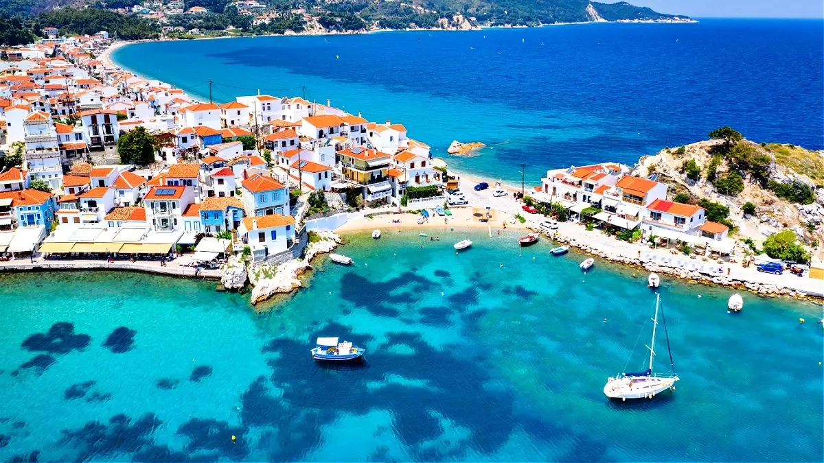 Türkiye'den Kolayca Ulaşabileceğiniz ve Ekonomik Tatil Sunan 5 Yunan Adası 4