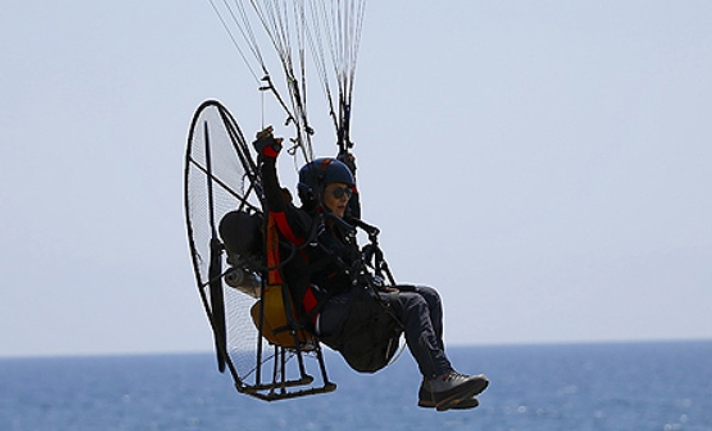 Paramator nedir, ne demek? Paramotor nasıl kullanılır? PKK Mehmetçik üzerine paramotor gönderdi!