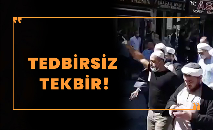 Ayasofya'da tedbirsiz tekbir!