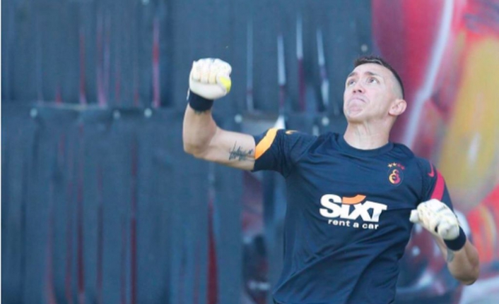 Muslera kaldığı yerden devam etmek istiyor!