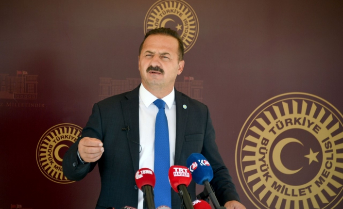 İYİ Parti, 30 Ağustos’un yasaklanmasına böyle tepki gösterdi!