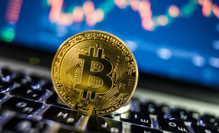 Bitcoin 11,700 doların üzerinde