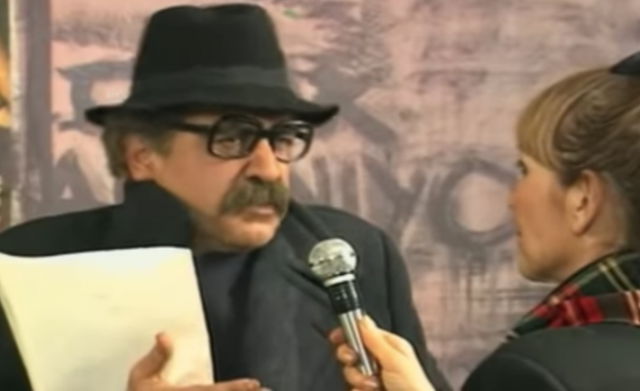 Levent Kırca'dan ileri görüşlü bir skeç