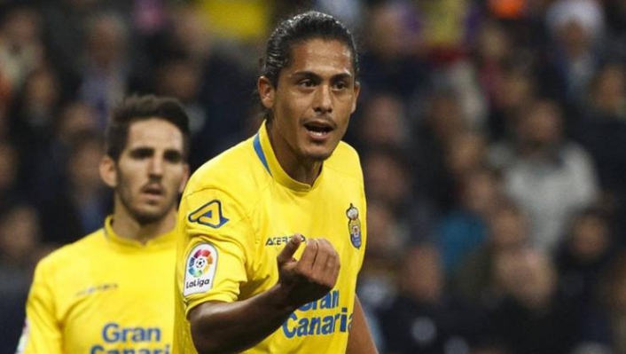 Fenerbahçe, Mauricio Lemos'u 3 yıllığına renklerine bağladı