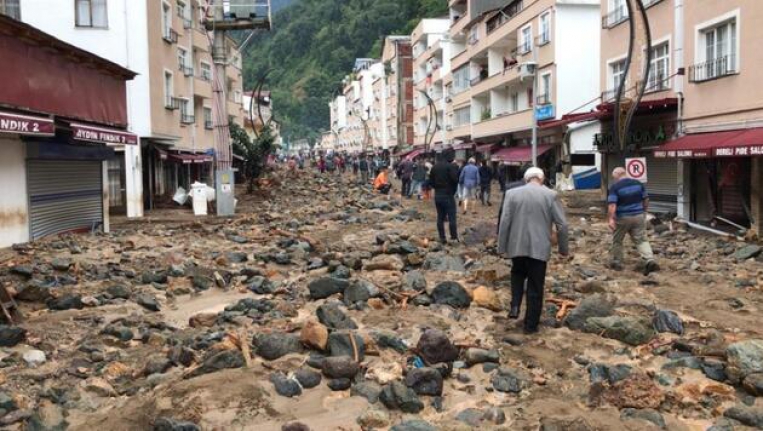 Giresun’da sel felaketinde can kaybı 10'a yükseldi