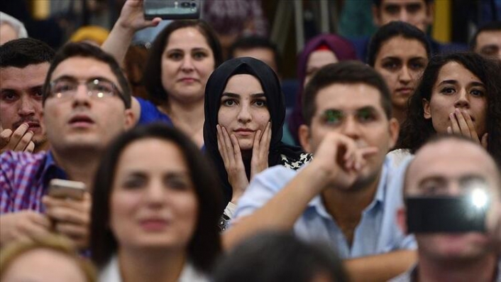 20 bin sözleşmeli öğretmenin ataması yapıldı